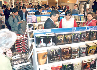 Primera novela boliviana en la Feria del Libro