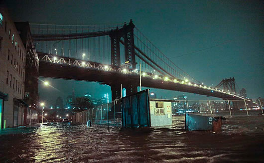 Puente de Manhattan en el área de Dumbo, en Brooklyn, Nueva York