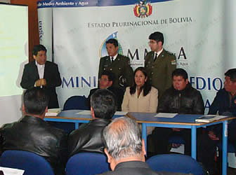 La ministra de Medio Ambiente y Agua, Mabel Monje, en la presentación de los terminos de referencia.