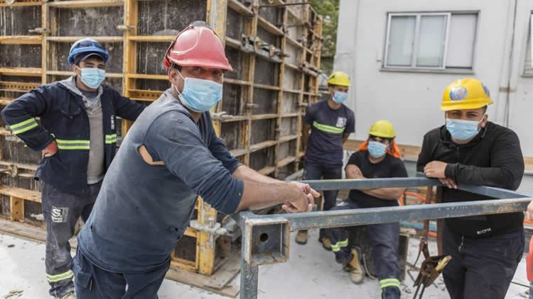 Trabajadores de la construcción en Bolivia.