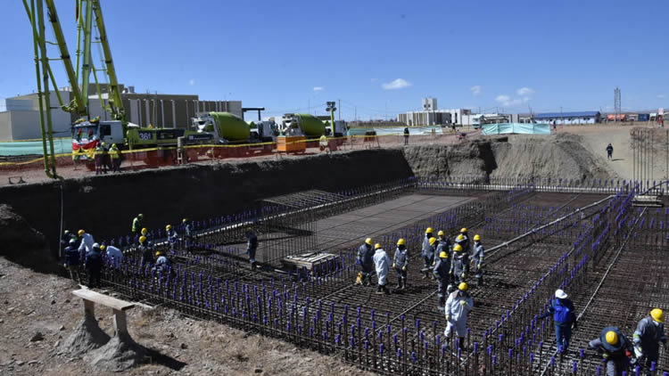 Inician el vaciado del primer hormigón del Reactor Nuclear de Investigación en El Alto
