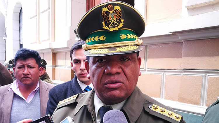 Gral. Abel de la Barra, comandante de la Policía boliviana.
