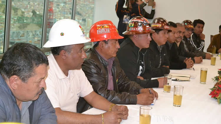 Dirigentes de la Central Obrera Boliviana.
