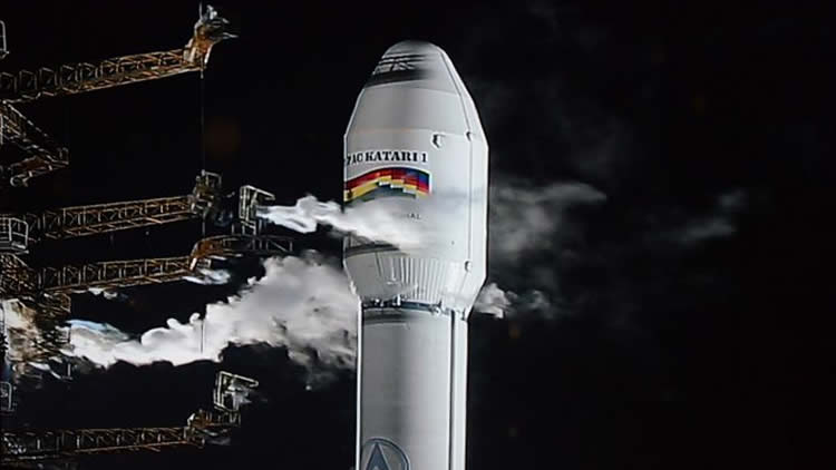 El lanzamiento del satélite boliviano Túpac Katari (TKSAT-1)