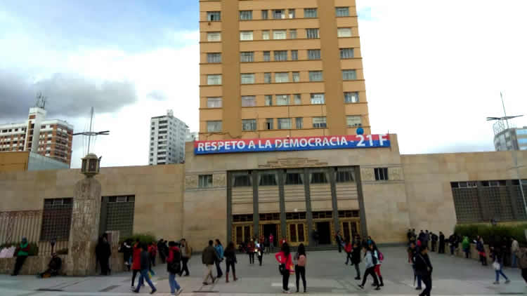 Monoblock central de la Universidad Mayor de San Andrés (UMSA)