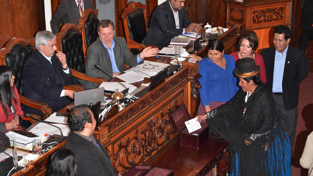 Asamblea Legislativa Plurinacional designó a David Tezanos-Pinto como nuevo Defensor del Pueblo