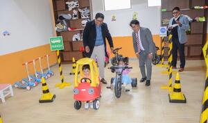 Rector de la UPEA visita el Centro Infantil Jisk’a Wawa