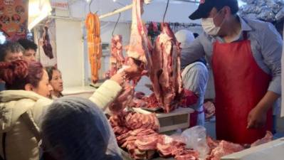 Suspenden paro y retoman ventas de carne 