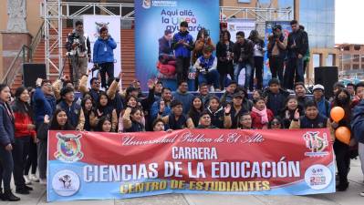 Caravana solidaria de la UPEA moviliza a sus 90 mil estudiantes